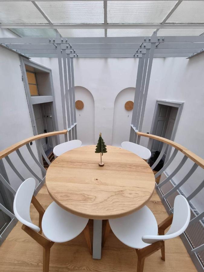 Luminarium Apartment Brasov Exterior photo
